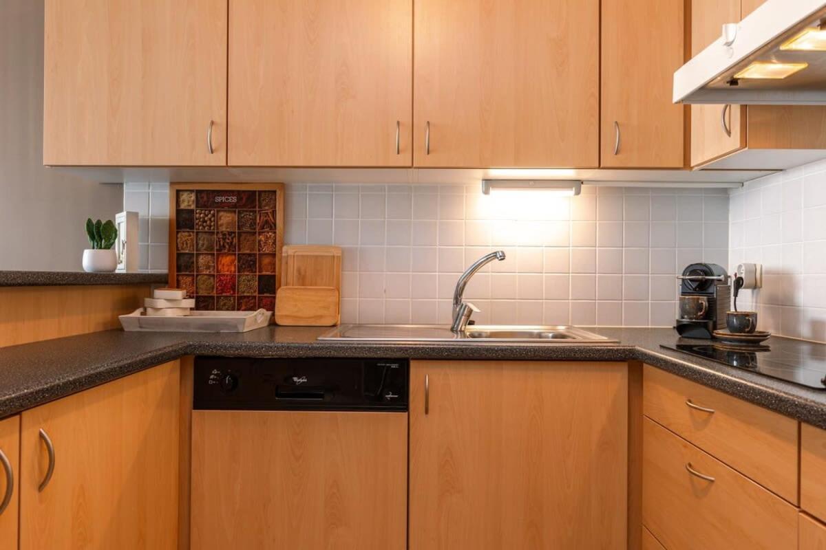 Huswell - Lovely Apartment With Lateral Sea View 米德尔克尔克 外观 照片