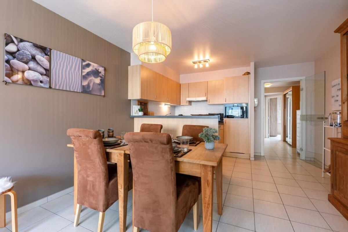 Huswell - Lovely Apartment With Lateral Sea View 米德尔克尔克 外观 照片